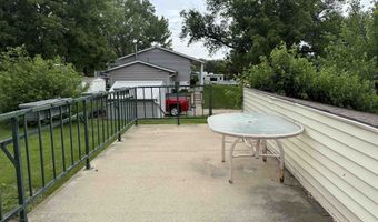 540 S 8th St, Akron, IA 51001