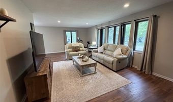 1609 Gateway Dr, Albert Lea, MN 56007