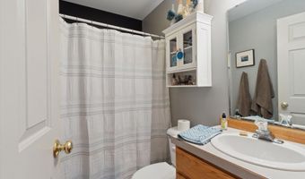4170 Riverview Dr, Alma, MI 48801