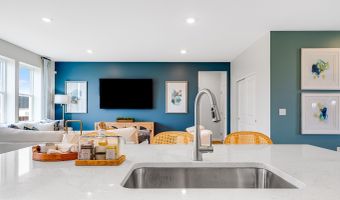 1245 Glenmont St, Algonquin, IL 60102