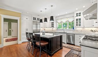 7 Nathan Cutler Dr, Bedford, NH 03110