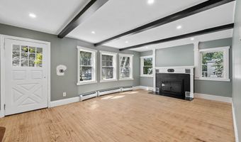 110 Gill St, Auburn, ME 04210