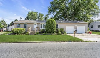 9 Frederick Dr, Bayville, NJ 08721