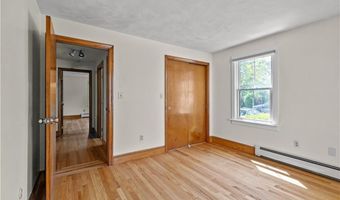 17 Shields St A, Newport, RI 02840