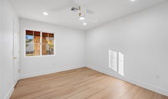 2808 Crown Ridge Dr, Las Vegas, NV 89134