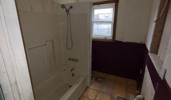 3113 BARCLAY St, Baltimore, MD 21218