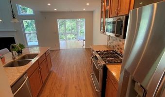 13580 Weycroft Cir, Alpharetta, GA 30004