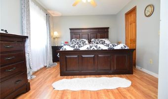 5634 142nd St W, Apple Valley, MN 55124