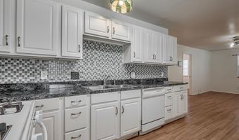 202 W 7th St, Amber, OK 73004