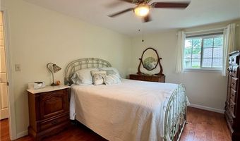 875 Princeton Ave, Amherst, OH 44001