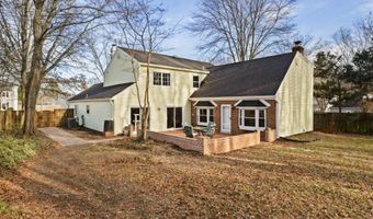 5512 DUNSMORE Rd, Alexandria, VA 22315
