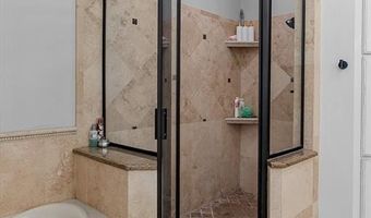 5020 Sweetwater Dr, Benton, LA 71006