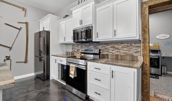 5304 SAMPSON Rd, Abrams, WI 54101