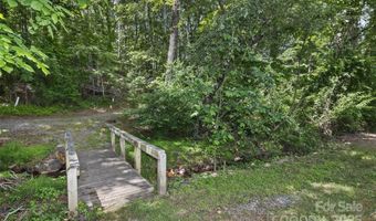 33 Stone House Rd, Arden, NC 28704