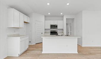 8072 Chesapeake Trl, Bauxite, AR 72011