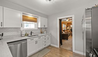 1207 Emma Ave, Des Moines, IA 50315