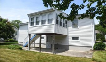 20 Bicentennial Way, North Providence, RI 02911