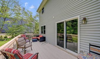 128 Embill Dr, Blakeslee, PA 18610