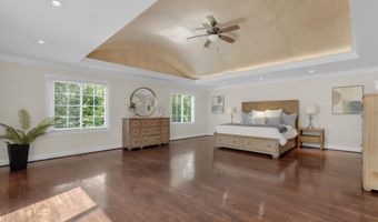 1 PINEY MEETINGHOUSE Ct, Potomac, MD 20854