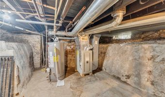 668 Sherman St, Akron, OH 44311