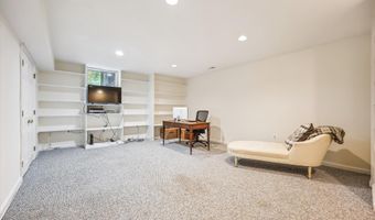 8201 HECTIC HILL Ln, Rockville, MD 20854