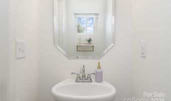 1111 Freeman View Dr, Albemarle, NC 28001