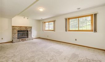 12818 Eastview Curv, Apple Valley, MN 55124