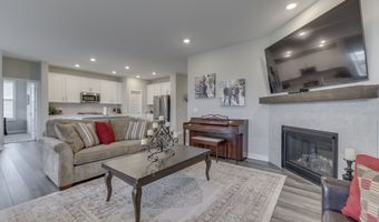 3644 Chalmers Dr, Bargersville, IN 46106