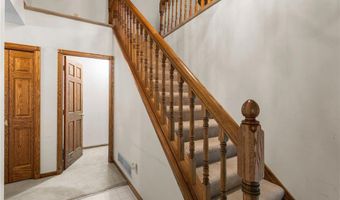 16582 Valley Dr NW, Andover, MN 55304