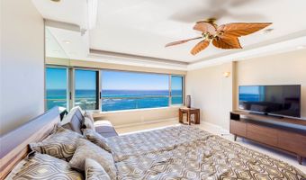 2895 Kalakaua Ave 1806, Honolulu, HI 96815