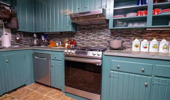 205 Valley Dr, Americus, GA 31709