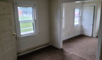30 E Harrison St Up Apt, Alliance, OH 44601