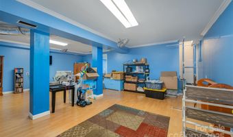 2106 Woodhurst Ln, Albemarle, NC 28001