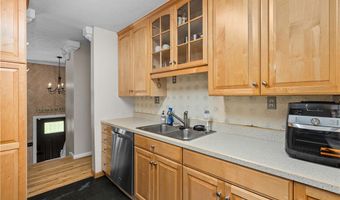 331 Rolling Hills Rd, Economy, PA 15042