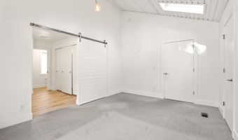 2204 NW Marken St, Bend, OR 97703