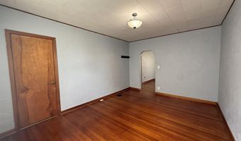 503 S Clinton St, Albia, IA 52531
