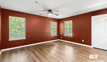 10 Middleton Ln, Atmore, AL 36502