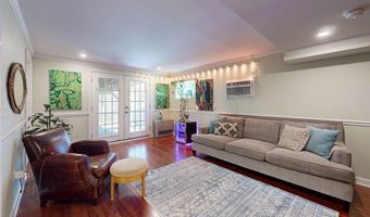 42 Wedgewood Dr, Danbury, CT 06811