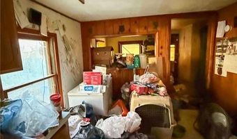923 W 10th St, Baxter Springs, KS 66713