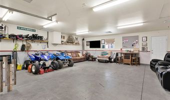 14185 Cuyamaca Rd, Apple Valley, CA 92307