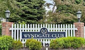 2574 Wyndgate Ct 2574, Westlake, OH 44145