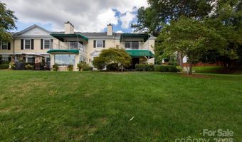8356 Meadow Lakes Dr, Charlotte, NC 28210