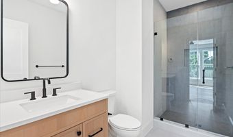 4911 37TH St N, Arlington, VA 22207