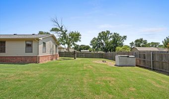 931 King Dr, Bartlesville, OK 74006