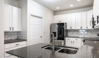 2618 Big Bear Ln, Indianapolis, IN 46217