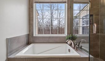 6169 WINDHAM HILL Run, Alexandria, VA 22315