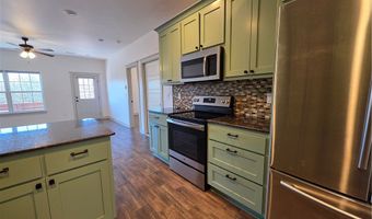 8 Horncastle Dr, Bella Vista, AR 72714
