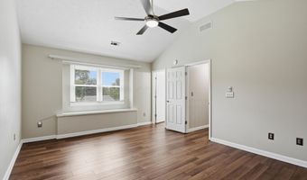 1167 Runningbrook Dr, Avon, IN 46123