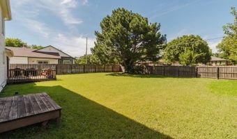 924 W Cedarwood Ct, Andover, KS 67002