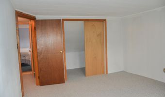 87 Middle Rd, Augusta, ME 04330